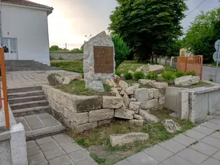 Паметник на Йордан Гешев - Кула