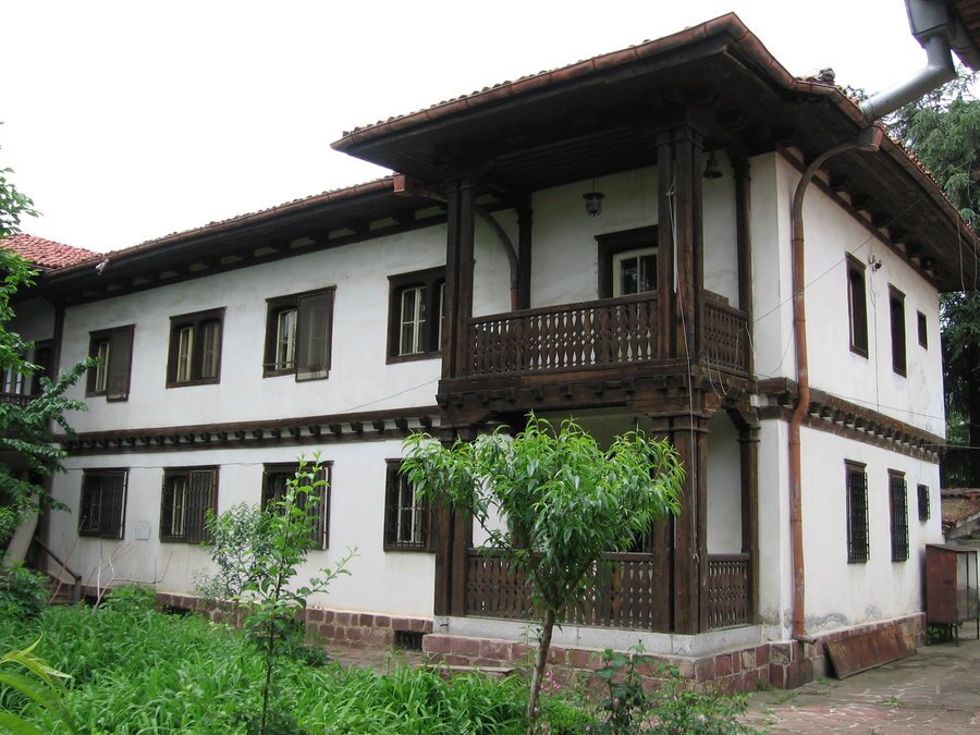 Казанлъшки девически манастир "Въведение Богородично" - Казанлък