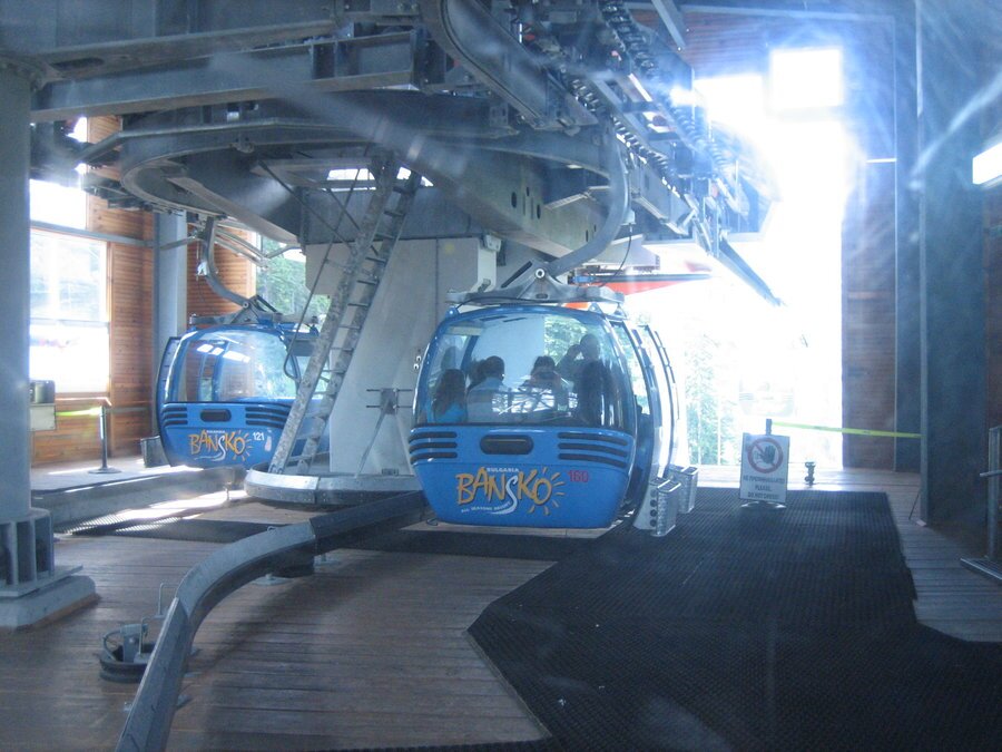 Кабинков лифт Банско