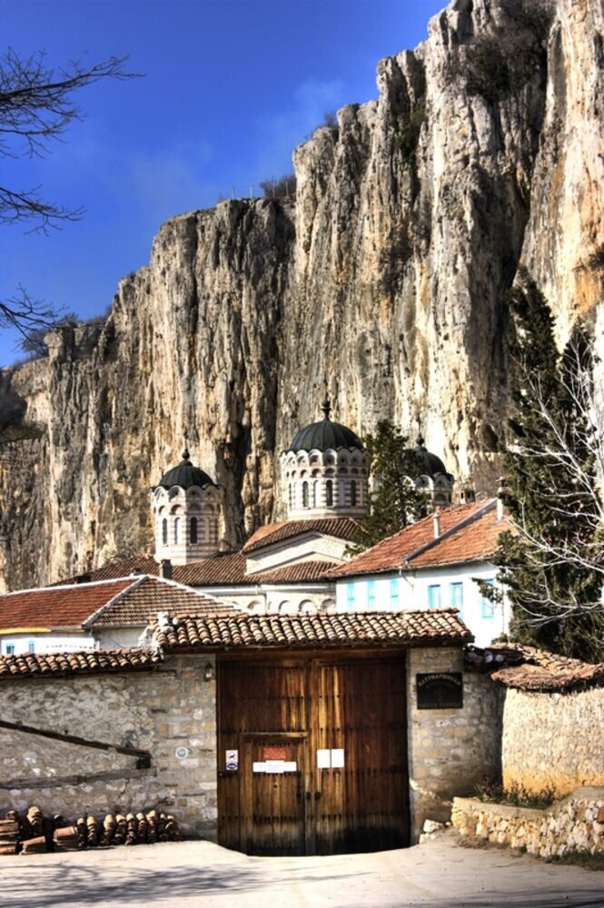 Патриаршески манастир "Света Троица" – Велико Търново