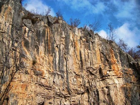 Пещера Драганчовица - Гложене