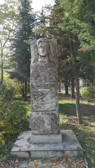 Паметник на Методи Шаторов - Брацигово