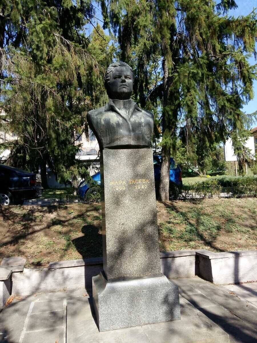 Паметник на Мара Тасева - Попово