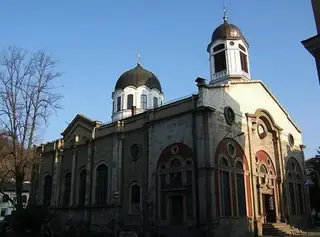 Катедралната църква "Света Троица" - Габрово