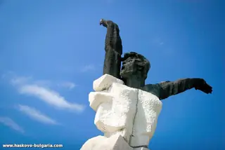 Монумент на победата - Хасково