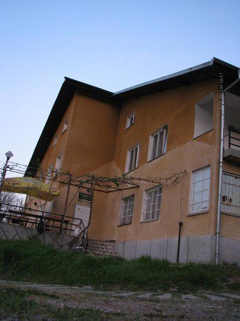 Хижа "Боровица"