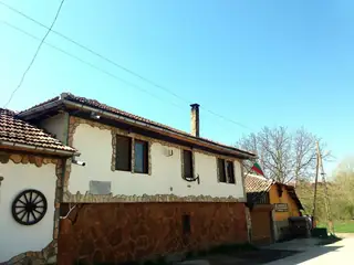 Домът на Марин Попниколов Христов - с.Сенник