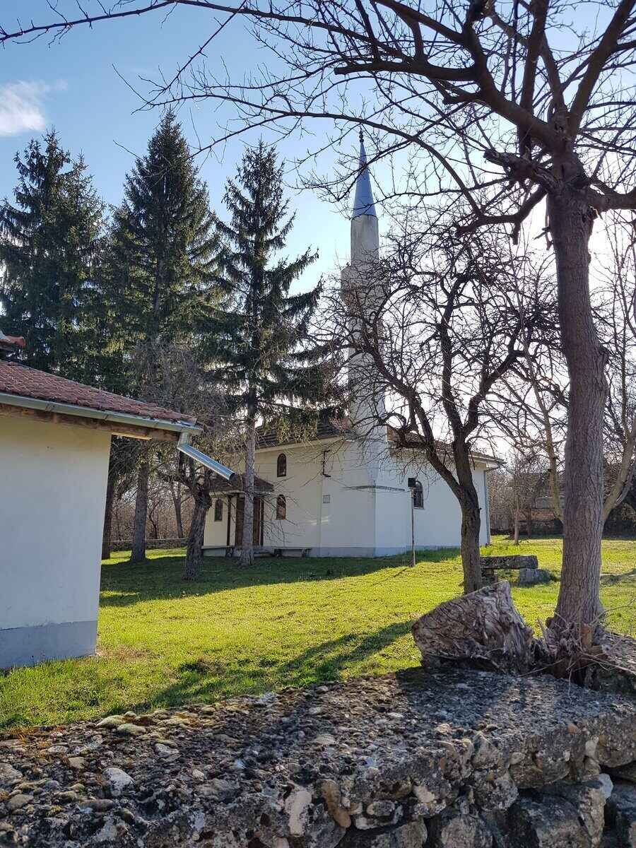 Джамия – с.Ново село