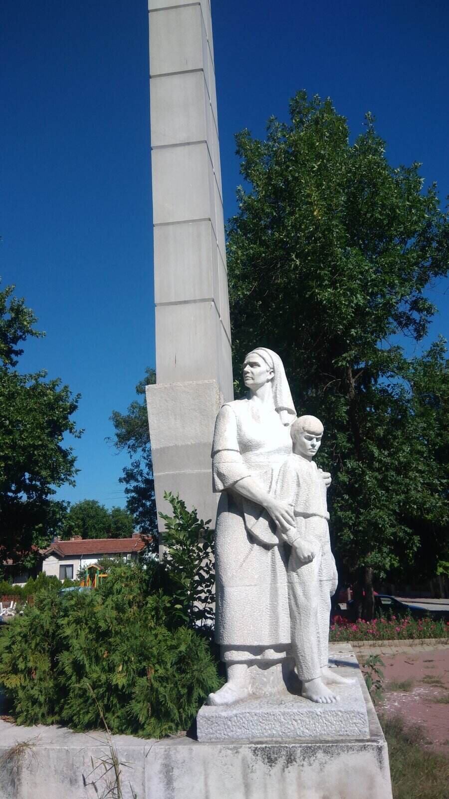 Войнишки паметник - Костенец