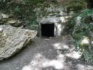 Пещера "Живата вода" - Боснек