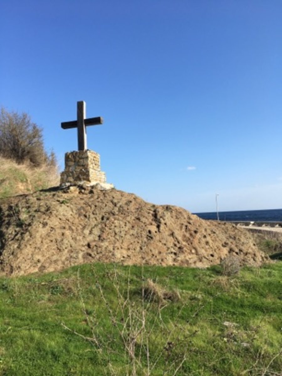 Кръстът - Приморско