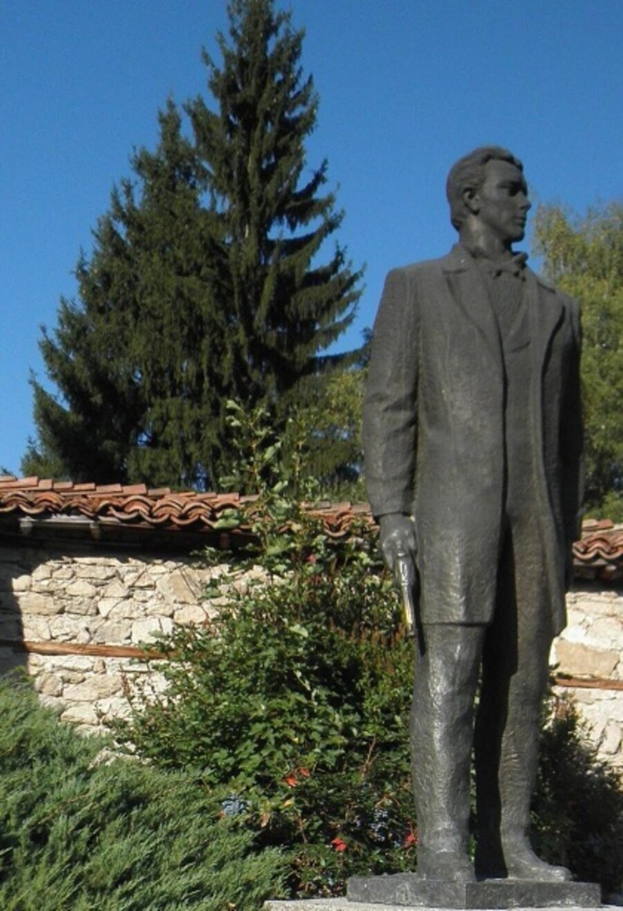 Паметник на Тодор Каблешков - Копривщица