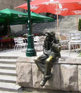 Паметникът на Мильо Лудия - Пловдив