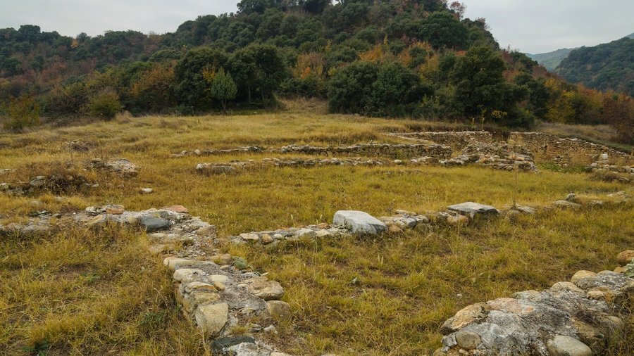 Ранно-християнска базилика "Долно градище" - Микрево