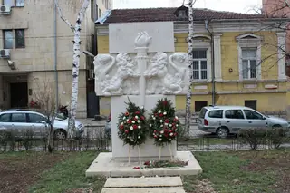 Паметник на загиналите полицаи - София