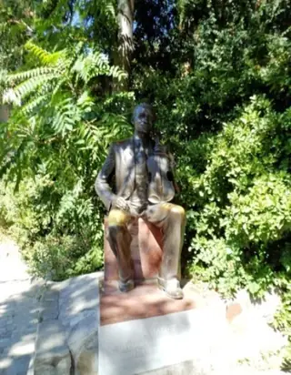 Паметник на Сашо Сладура - Пловдив