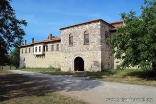 Араповски манастир "Св. Неделя"