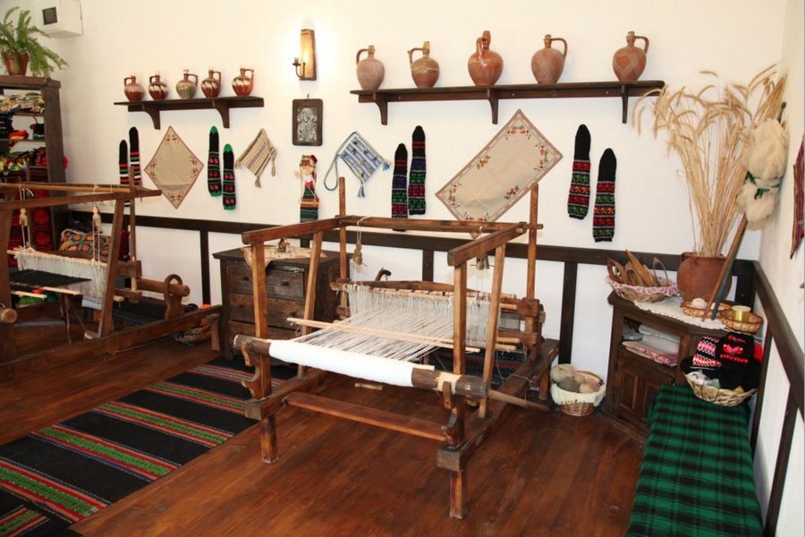 Занаятчийска работилница - Момин проход