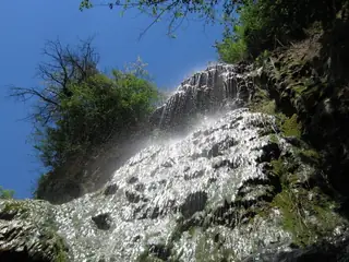 Пещерски водопад - Пещера