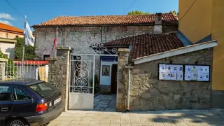 Параклис-Храм "Св. Василий Велики и Св. Анна" - Асеновград