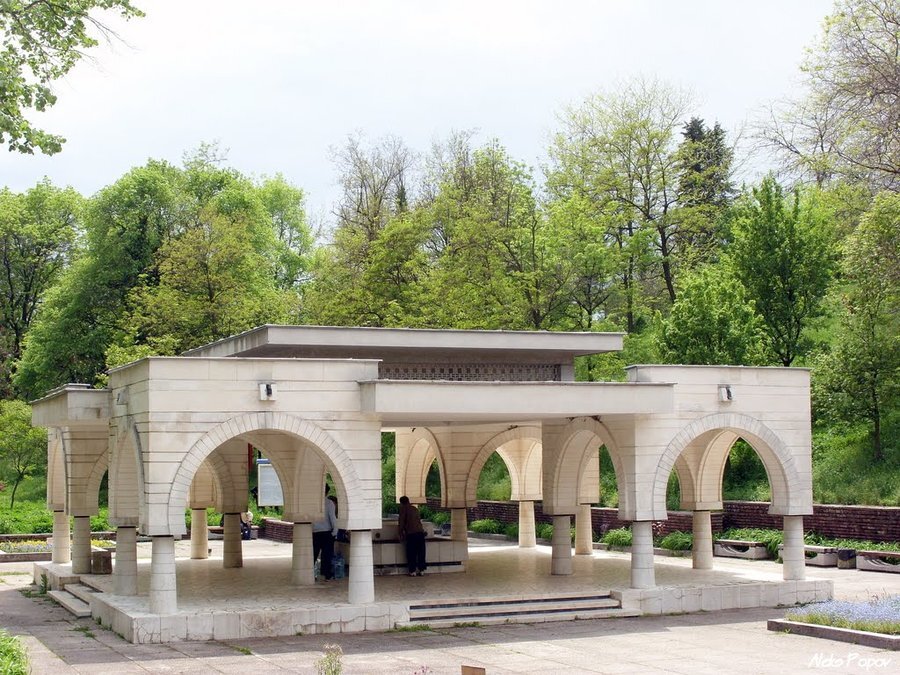 Минерален извор "Момина сълза" - Хисаря