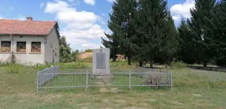 Паметник на загиналите - Ястребино