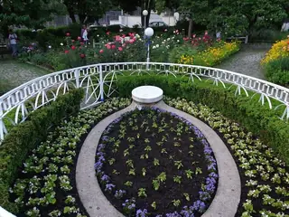 Градината на Учителя Петър Дънов - София