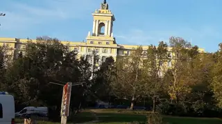 Сградата на ВВМУ "Н. Й. Вапцаров" - Варна