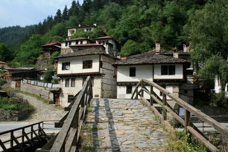 Владиковата къща - Широка лъка