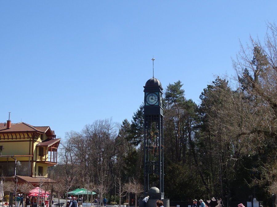 Часовникова кула - Банкя