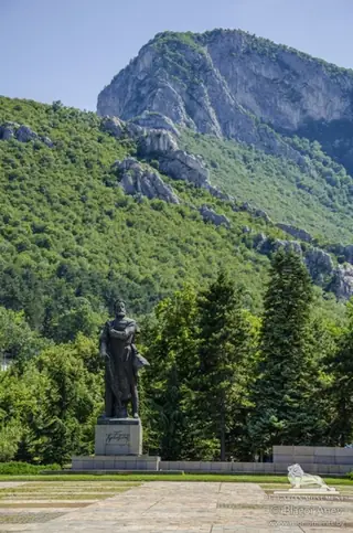Паметник на Христо Ботев - Враца