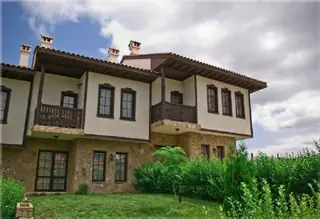 Туристически комплекс "Шато Медово" - Медово