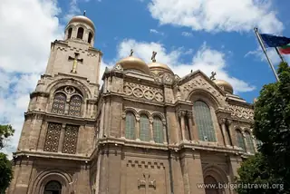 Катедрален храм "Свето Успение Богородично" - Варна
