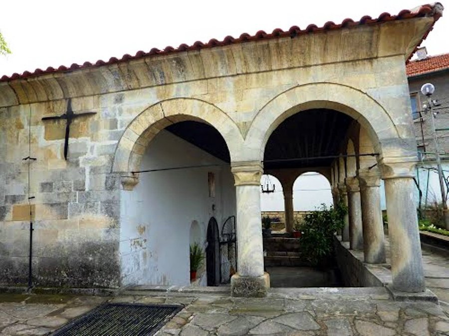 Храм "Свети апостоли Петър и Павел" - Велики Преслав