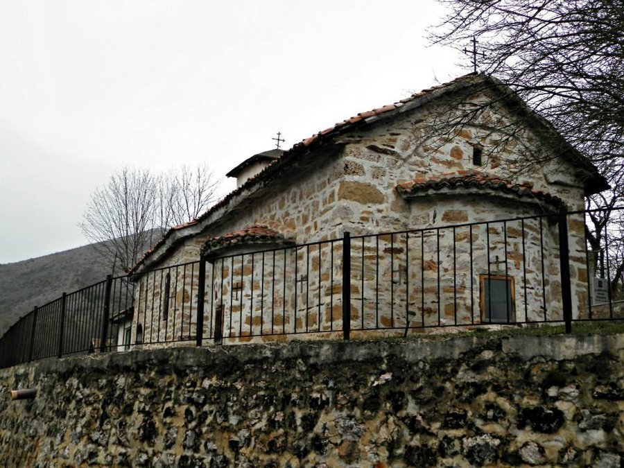 Църква "Св. Никола" - Лялинци