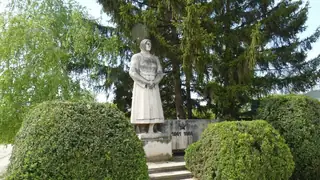 Паметник на загиналите антифашисти от село Столник