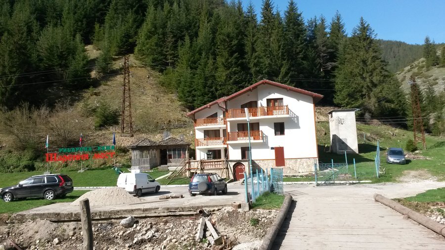 Рибарска хижа "Шарения мост" - Триград