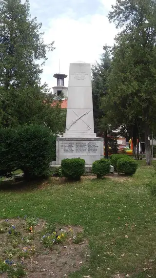 Паметник на загиналите за национално обединение - Куклен