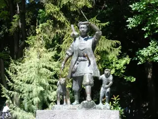 Паметник на Момотаро - Пловдив