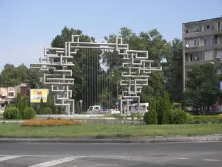 "Лирата" - Кърджали