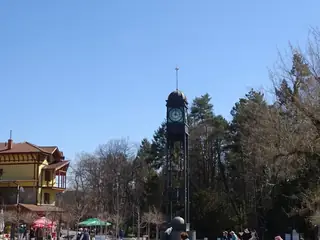 Часовникова кула - Банкя