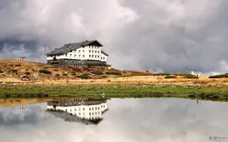 Хижа "Рилски езера"