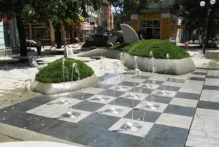 Сухи фонтани "Делфини" - Бургас