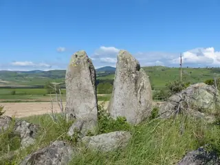 Mестност "Сополиви камъни"