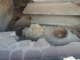 Стъкларска работилница XII-XIV век - Велико Търново