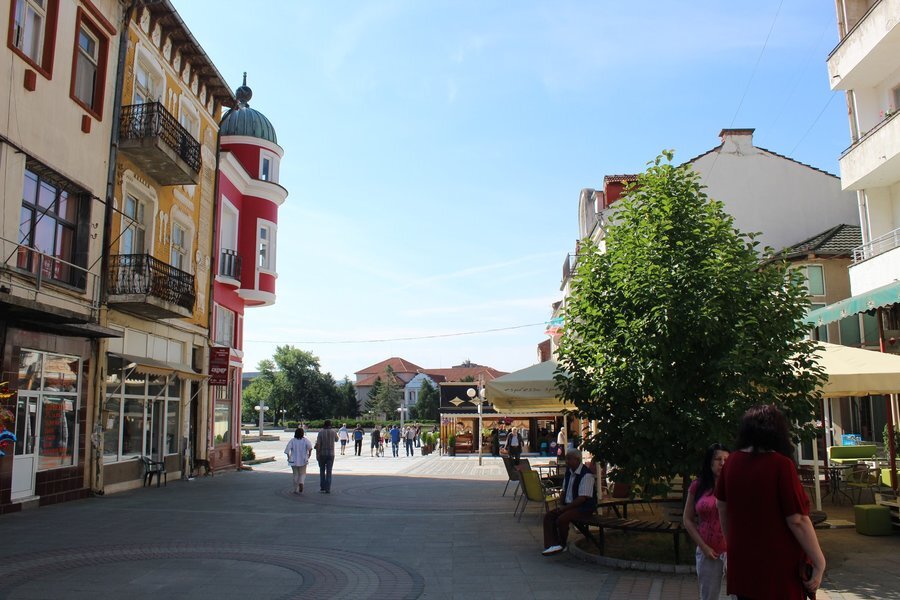 Главната пешеходна улица "Дунавска" - Лом