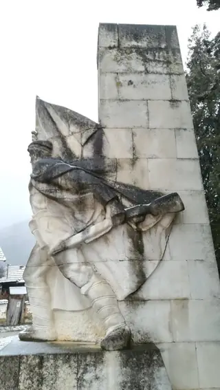 Антифашистки паметник - Георги Дамяново