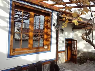 Културен център "Бялата къща" - Пловдив