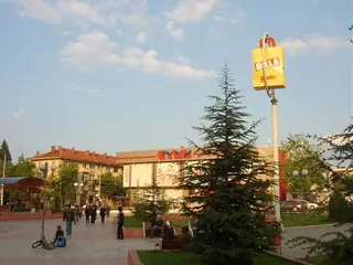 Площад "Македония" - Враца