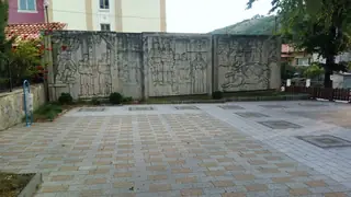 Паметна стена на загиналите в Априлското въстание - Голямо Белово